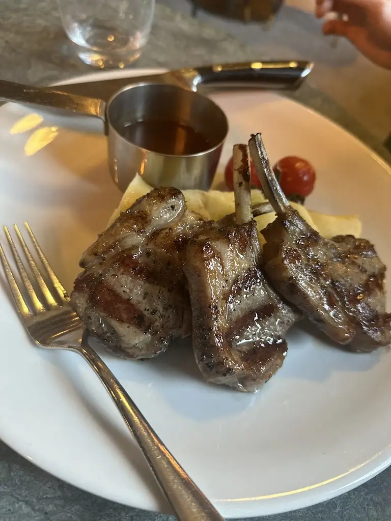 faith 26_Branded Bromley_Shortlands_recensione