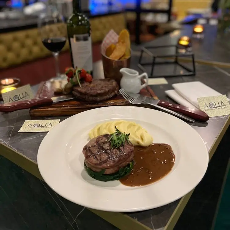 Aqua Bar & Grill - Bromley_Shortlands_slider_image_2