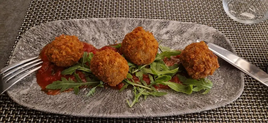 Menu_Box Bar Kitchen_Silverstone_image_5