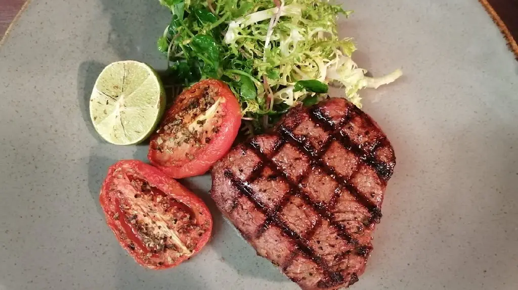 DNA Steak and Grill_Silverstone_slider_image_2