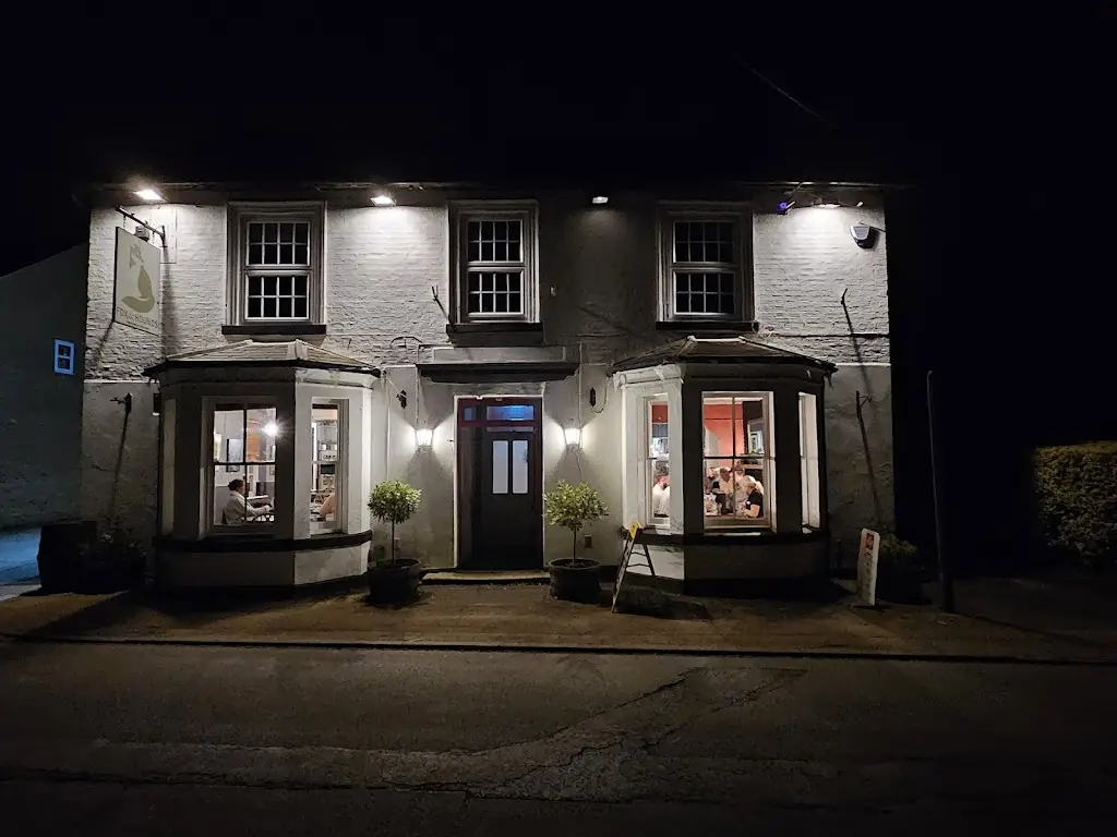 The Fox & Hounds_Silverstone_slider_image_3