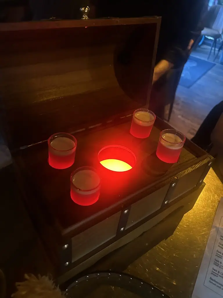 Victoria Bell_Funky Dragon_Shoreham-by-Sea_review