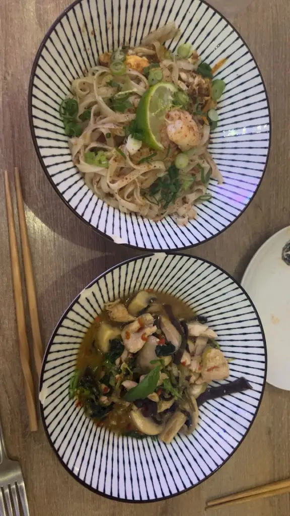 Carla Ellis_Hungry Monkey_Shoreham-by-Sea_review