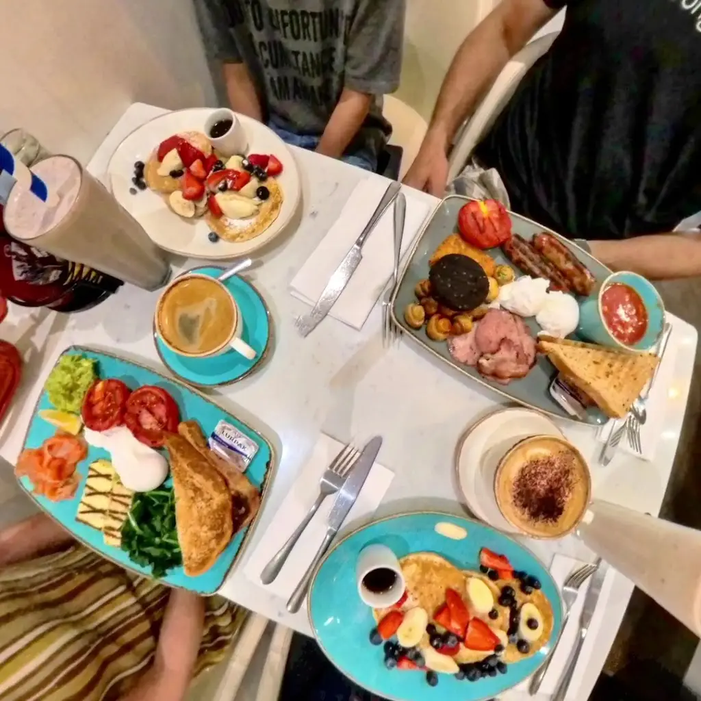 Walnuts Cafe Restaurant_Sidcup_slider_image_2