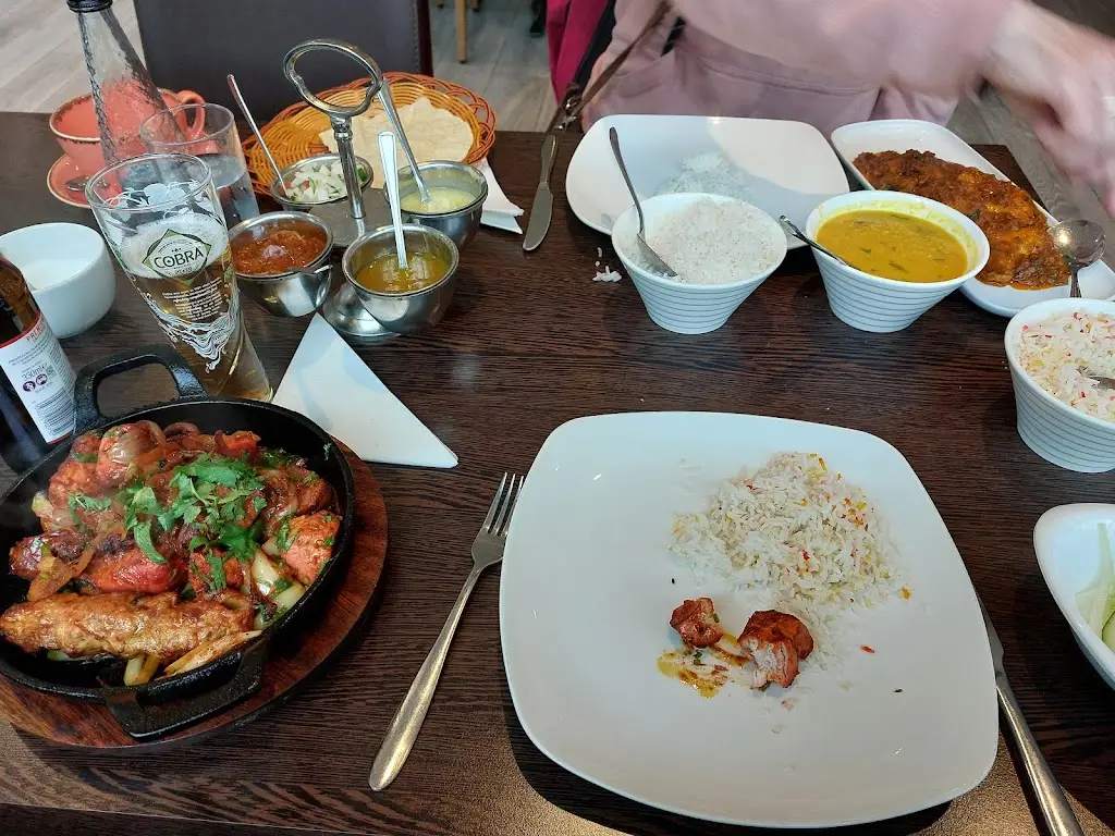 Menu_Jadoo Restaurant And Takeaway_Skelton_image_6