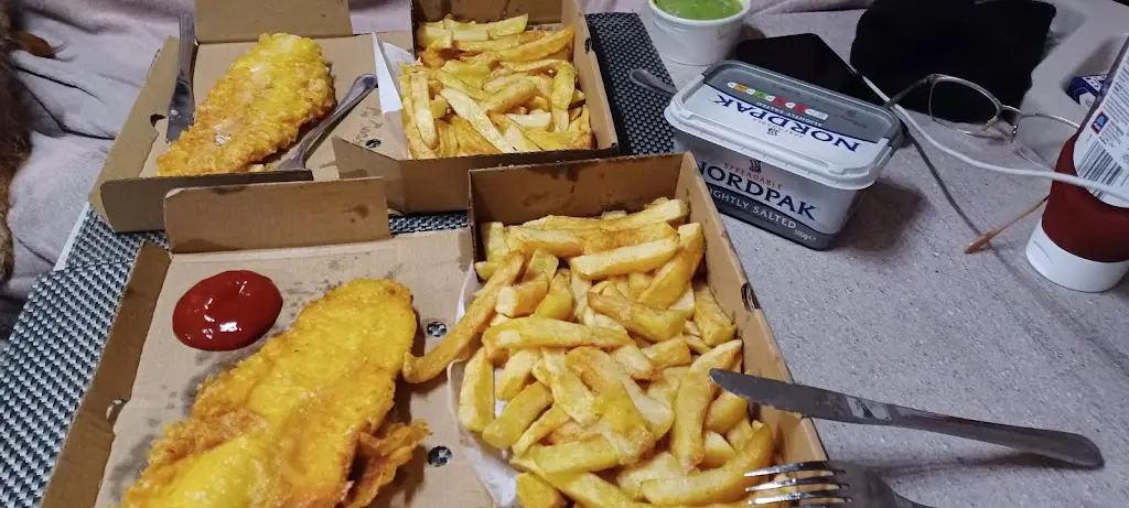 Ashley Bell_Marios of Silloth_Silloth_review