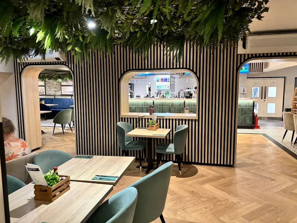 Borders Bar and Restaurant_Silloth_slider_image_1