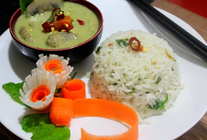 Mahim Indian Takeaway_Bayston Hill_slider_image_2