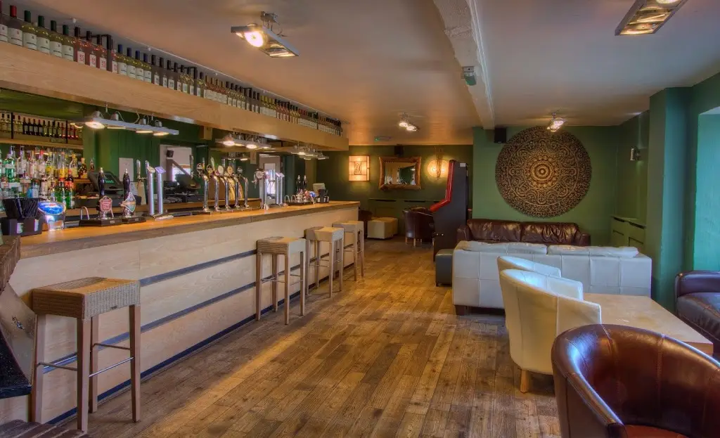 The Ragley Boat Stop_Sinfin_slider_image_1