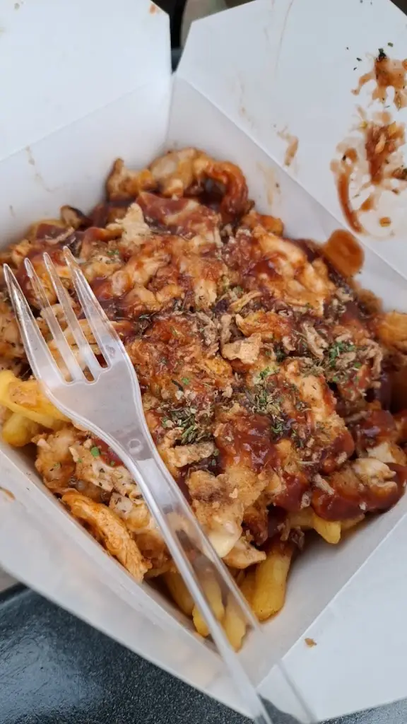 Tamanjeet Jhite_Sizzle Spot_Sinfin_review