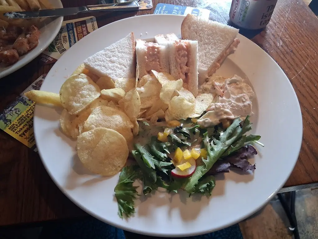 Lucy Brain_Travellers Rest_Slaley_review