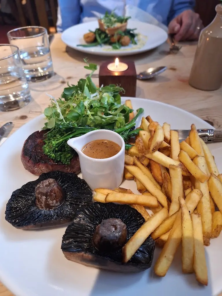 Menu_The Chequers Inn_Slinfold_image_7