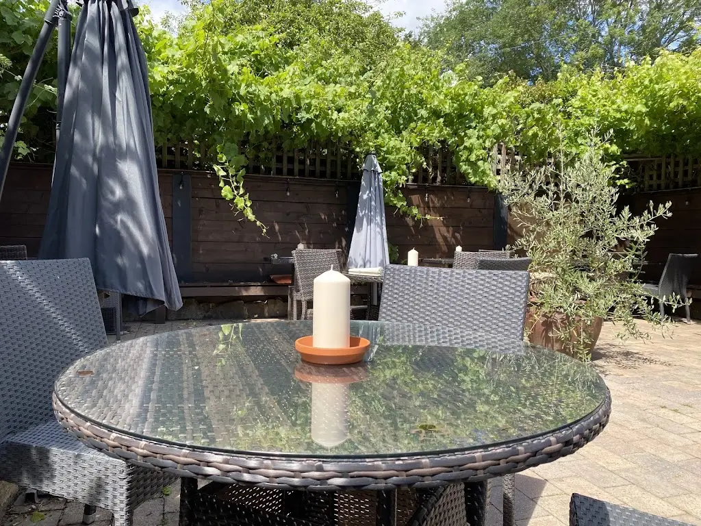 The Chequers Inn_Slinfold_slider_image_1