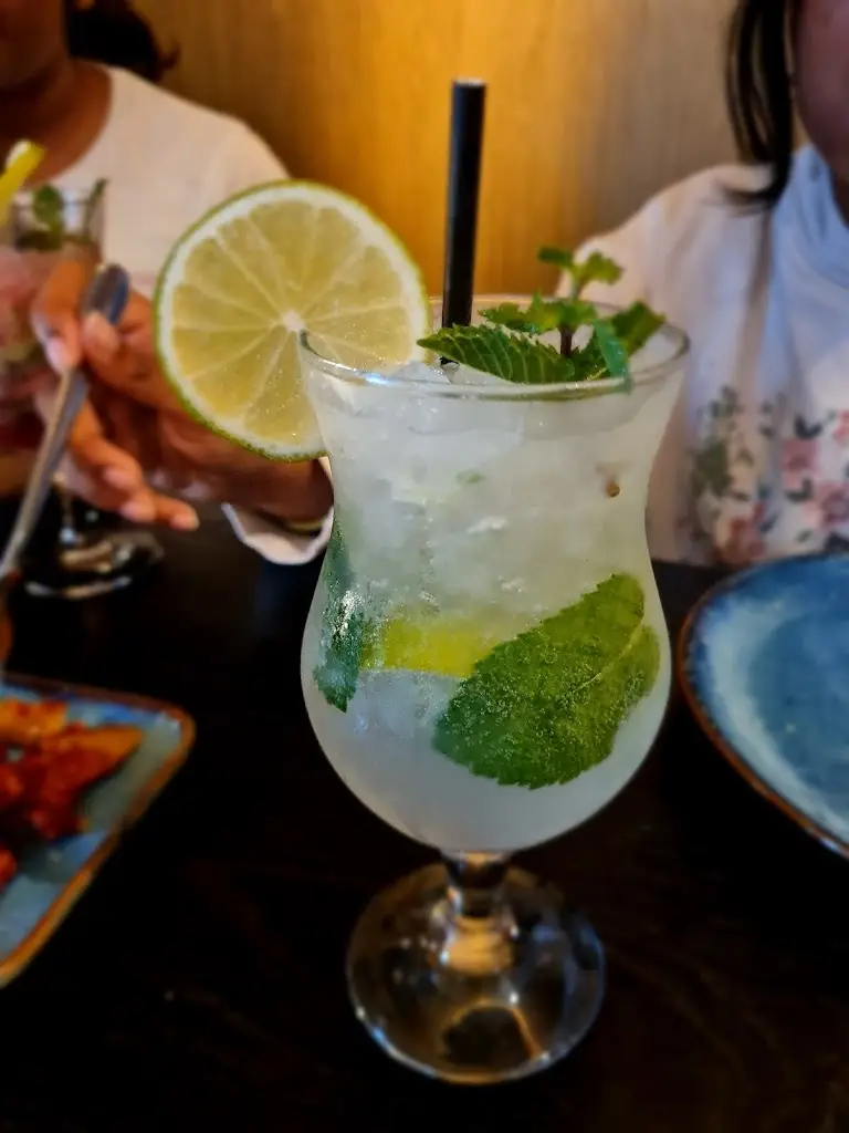 Menu_Renaizance_Slough_image_7