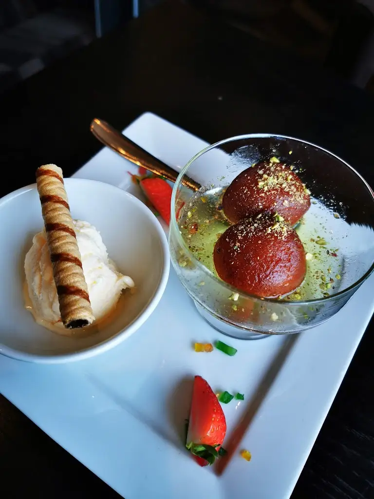 Menu_Renaizance_Slough_image_8