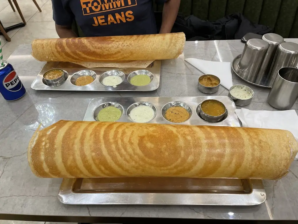 Daniela Bratu_Vasantha Vilas - Slough_Slough_Bewertung