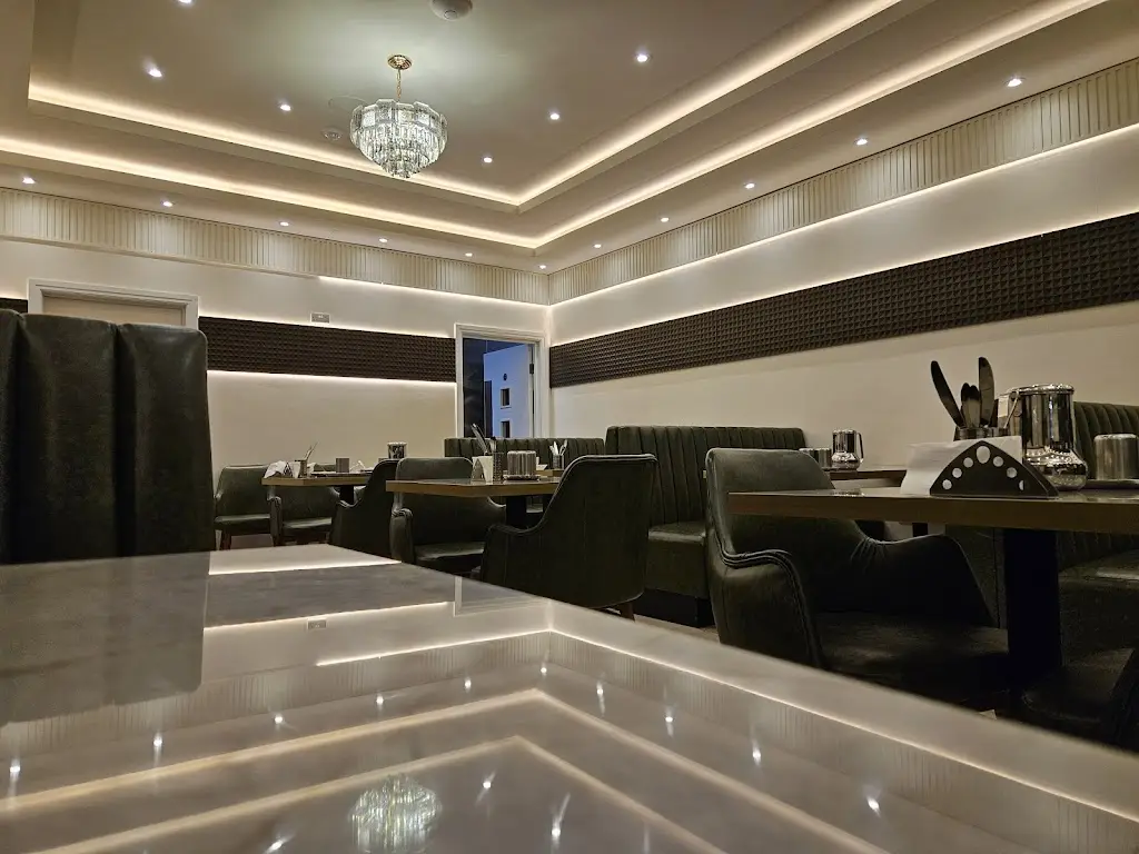 Vasantha Vilas - Slough_Slough_slider_image_3