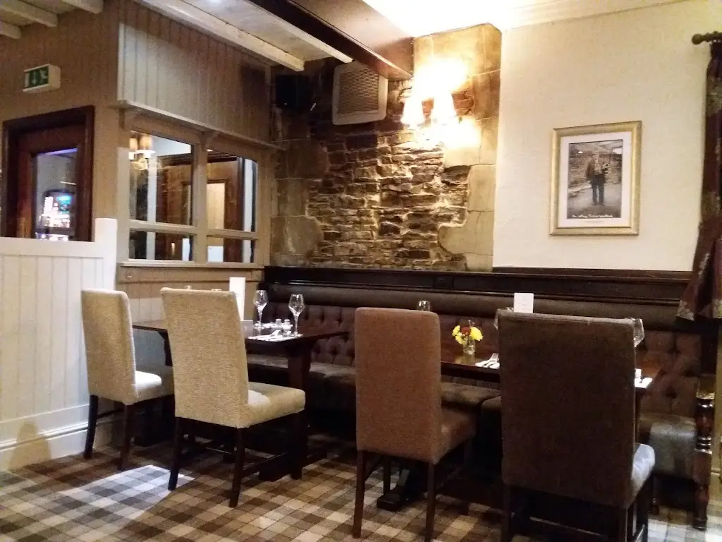 The Plough & Harrow Pub_Skelmersdale_slider_image_3