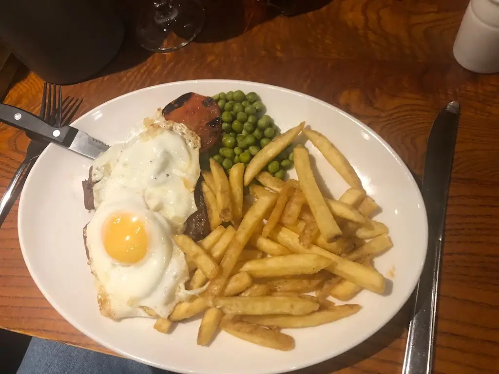 Chris Spencer_Premier Inn Hull West hotel_South Cave_Bewertung