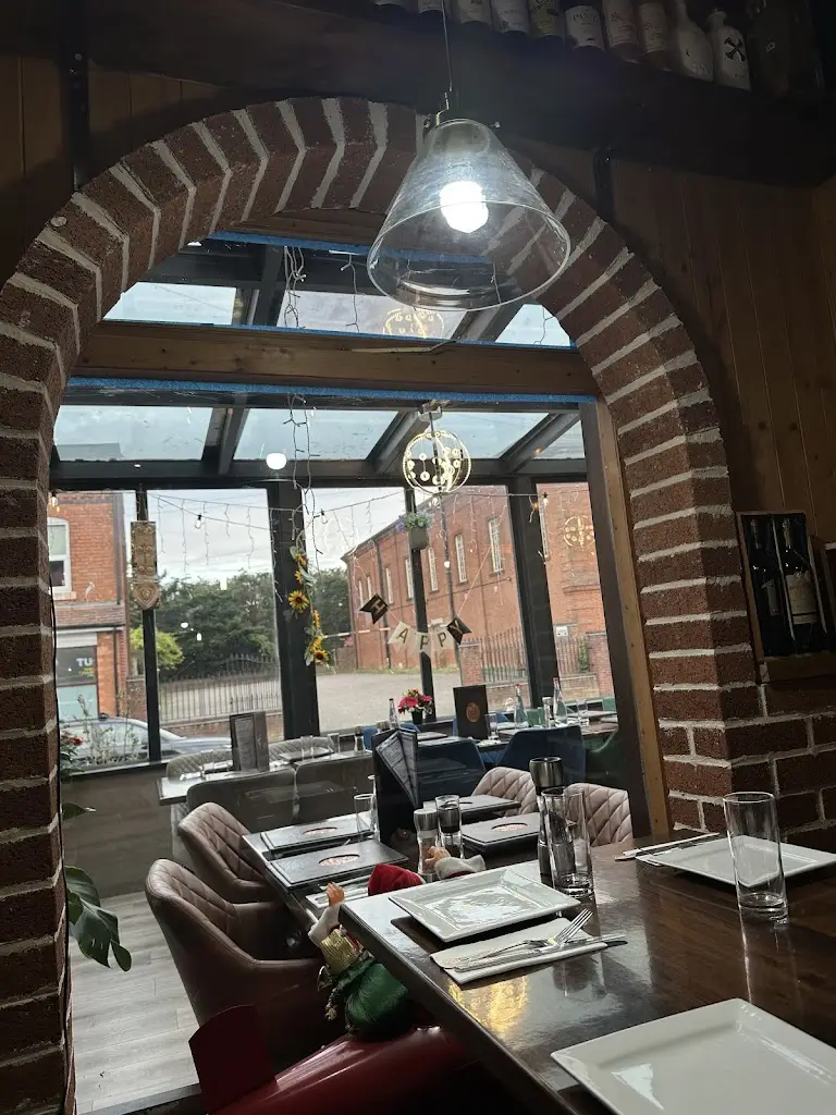 Mount Nemrut Turkish Restaurant_Smethwick_slider_image_3