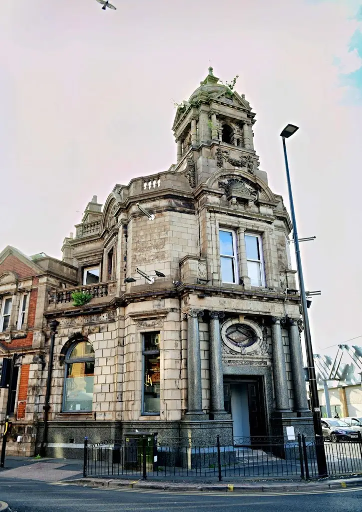 KayAfricana Restaurant and Lounge_Smethwick_slider_image_3