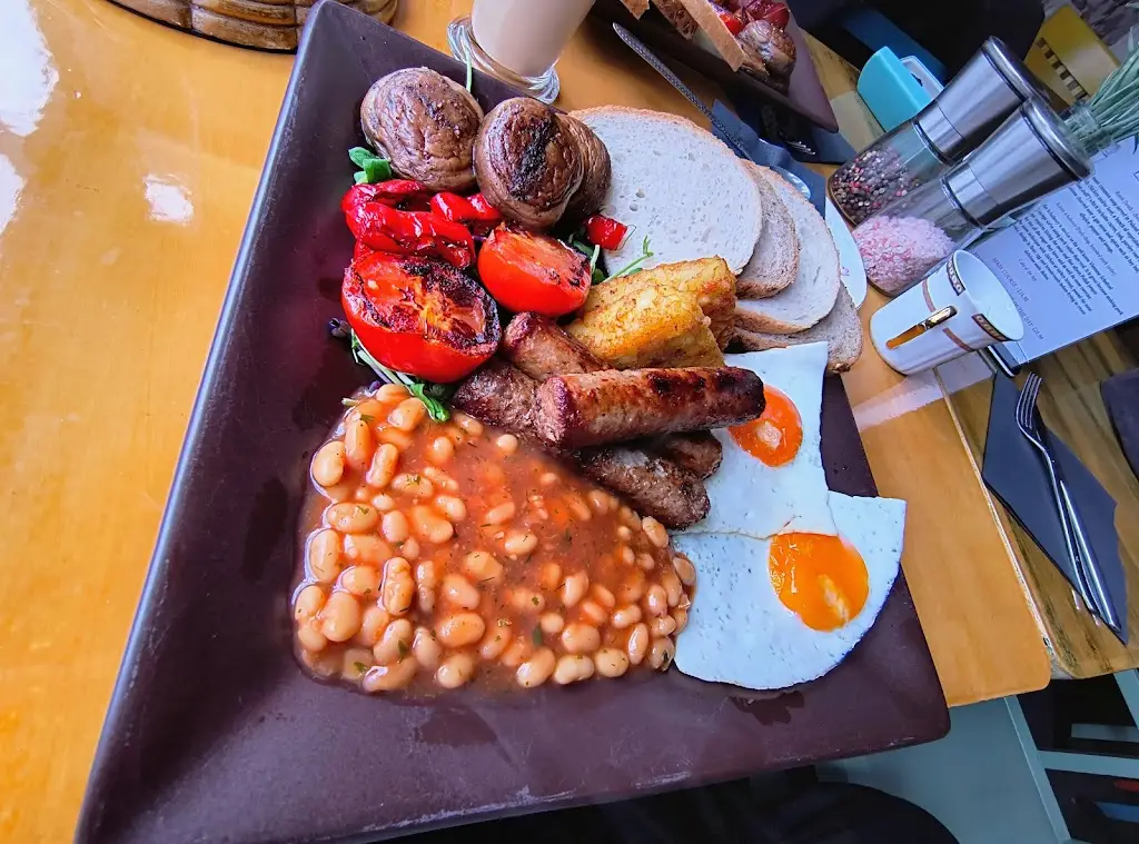 Paul Roderick_Old Dresser Cafe_Smethwick_recensione