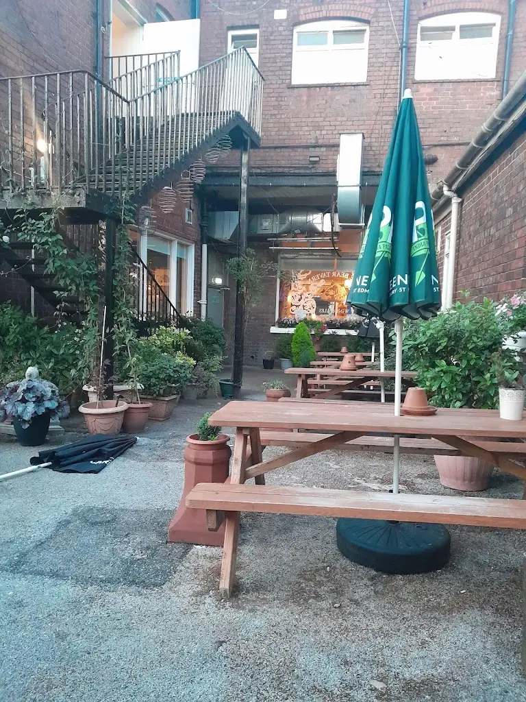 paul brown_Bear Tavern_Smethwick_review