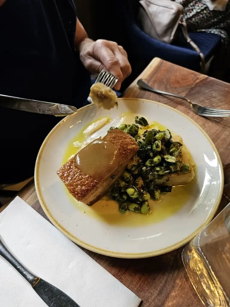 Simon Taylor_The Jolly Sportsman_South Chailey_review