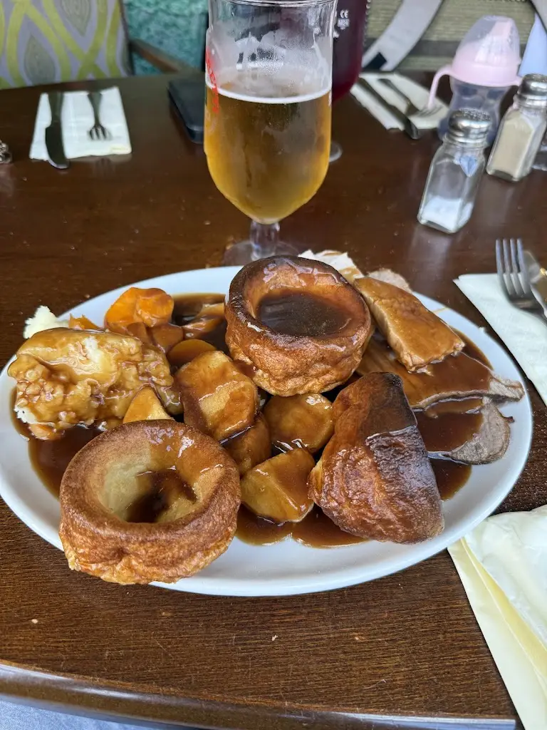 Jordan Morris_Downe Arms_Snaith_review