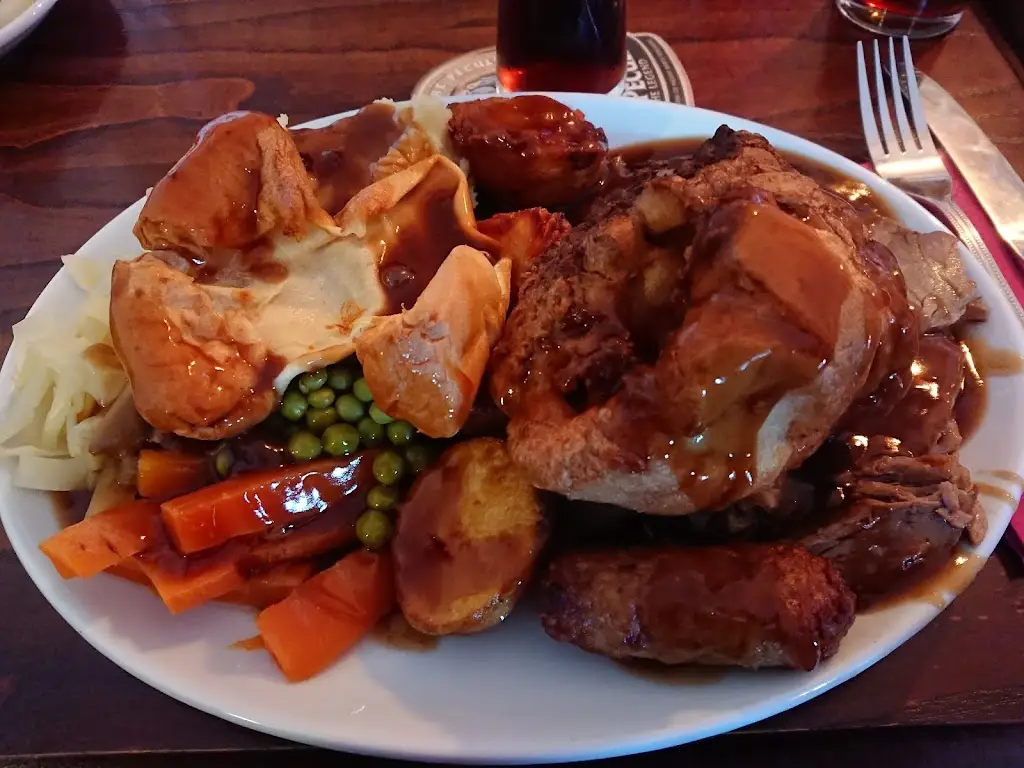 Mat Croshaw_The Huntsman_Snaith_review