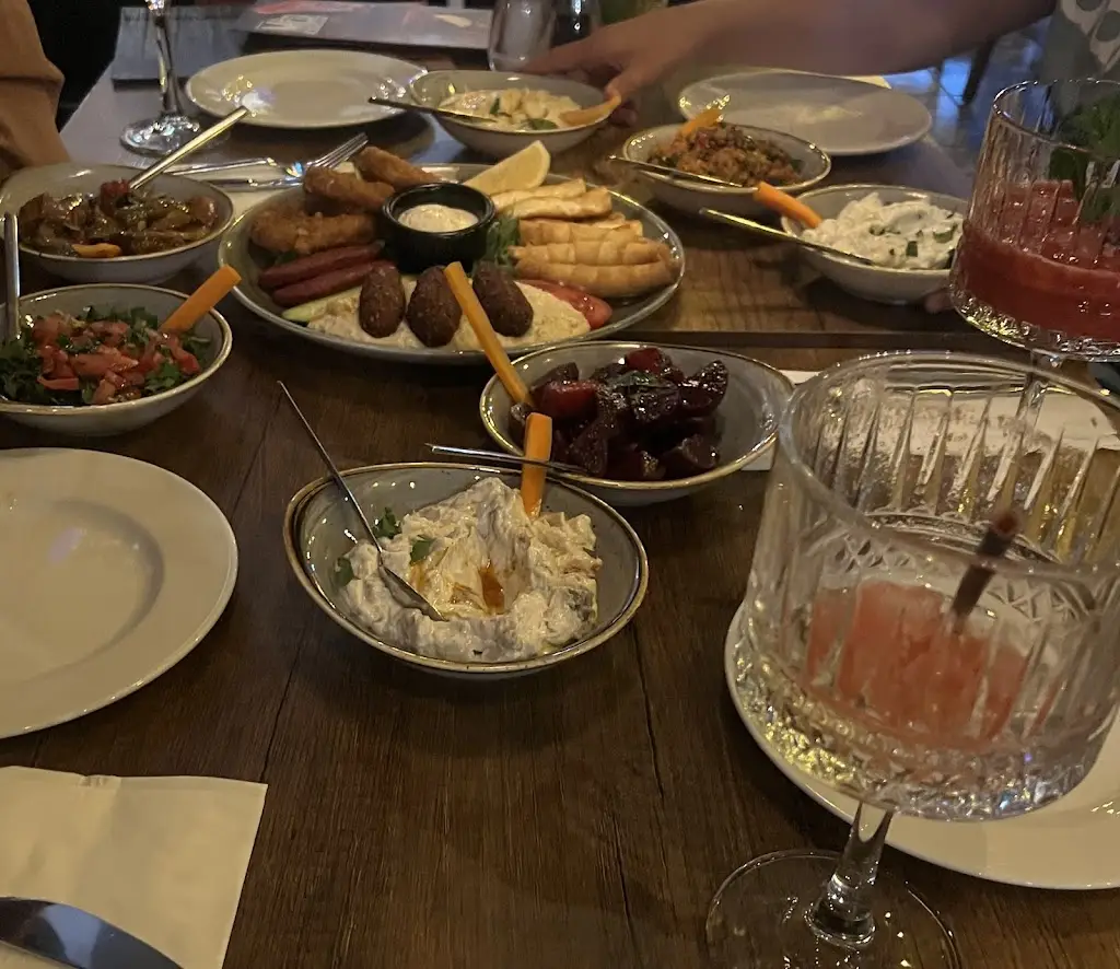 Menü_The Med Kitchen_South Croydon_Bild_7