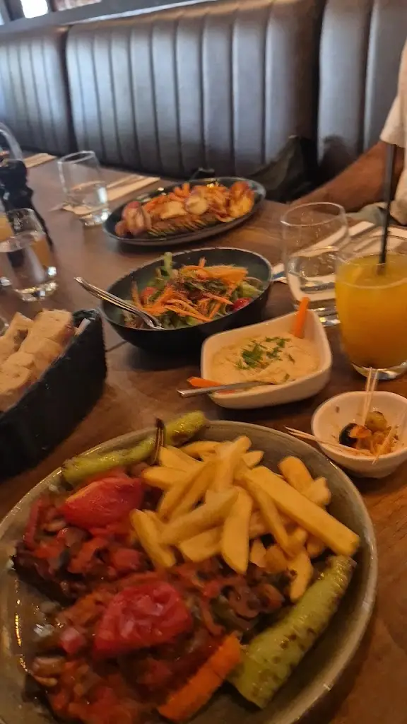 Shanil Shah_The Med Kitchen_South Croydon_Bewertung