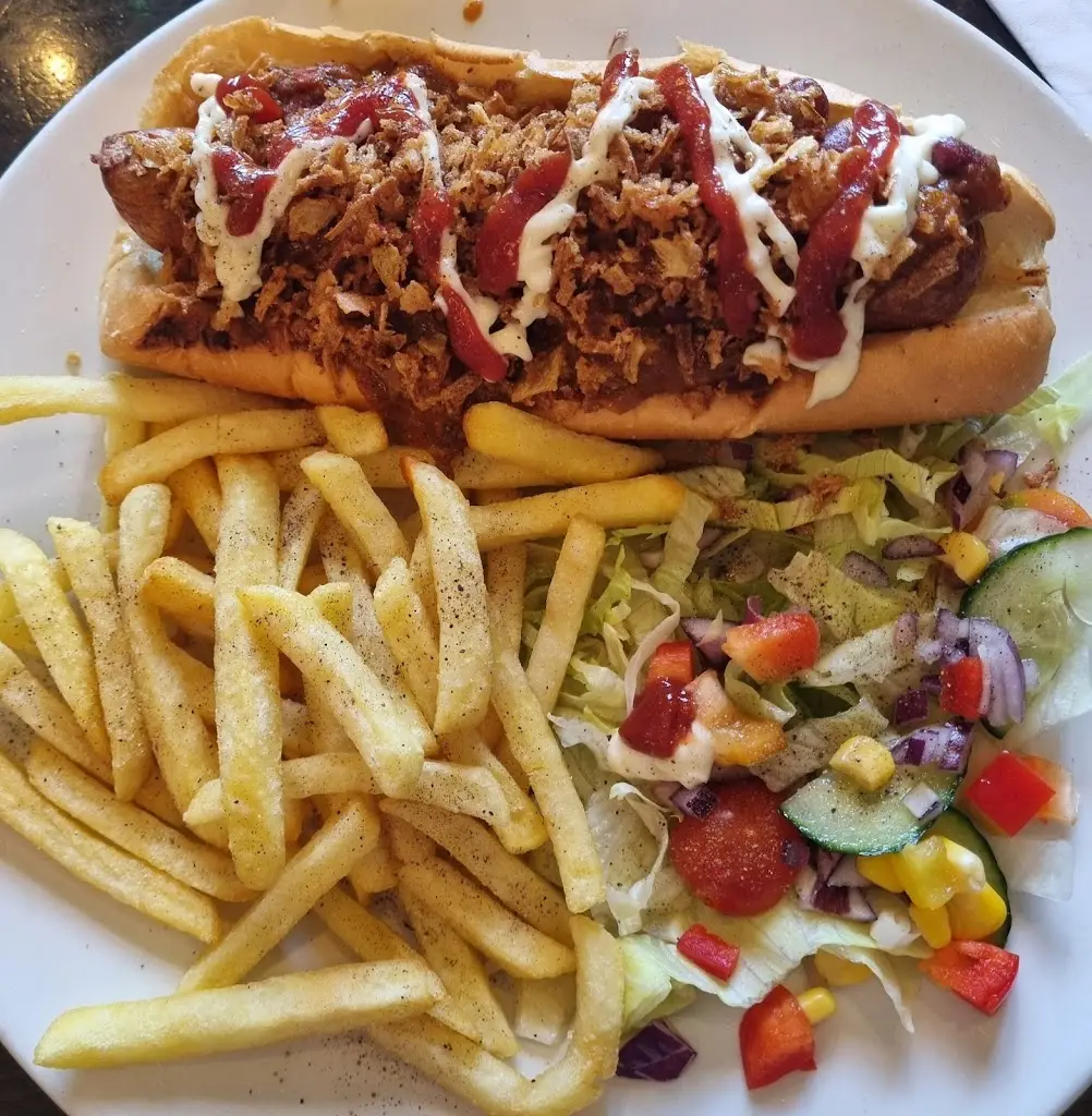 Jason Hall_Cherry Tree_Soham_review