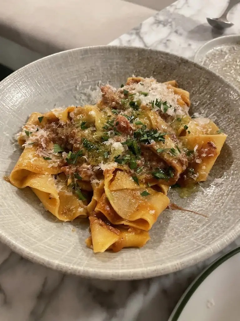 Alfredos_Somerton_slider_image_3