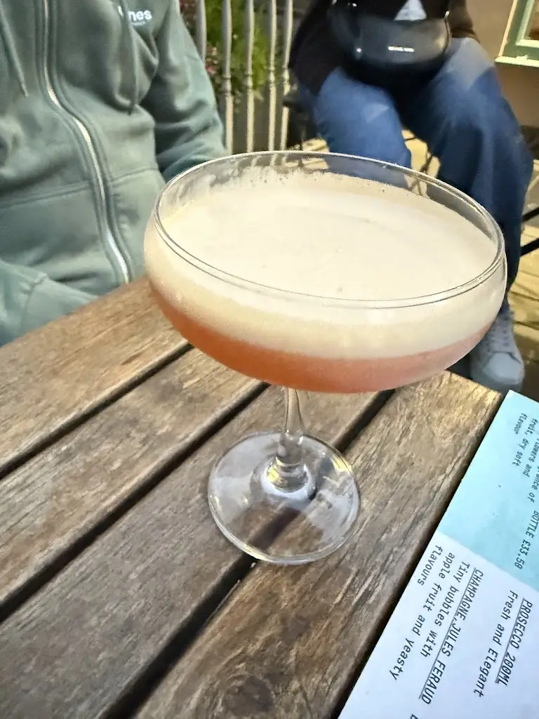 Wenyi Lee Stones_Salt Water Cafe_Beadnell_review