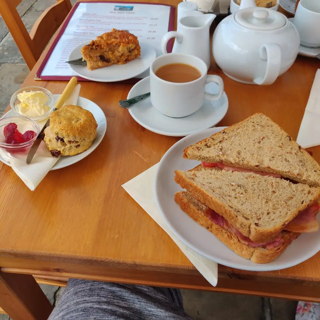 Menu_Buttercross Tearooms_Somerton_image_9