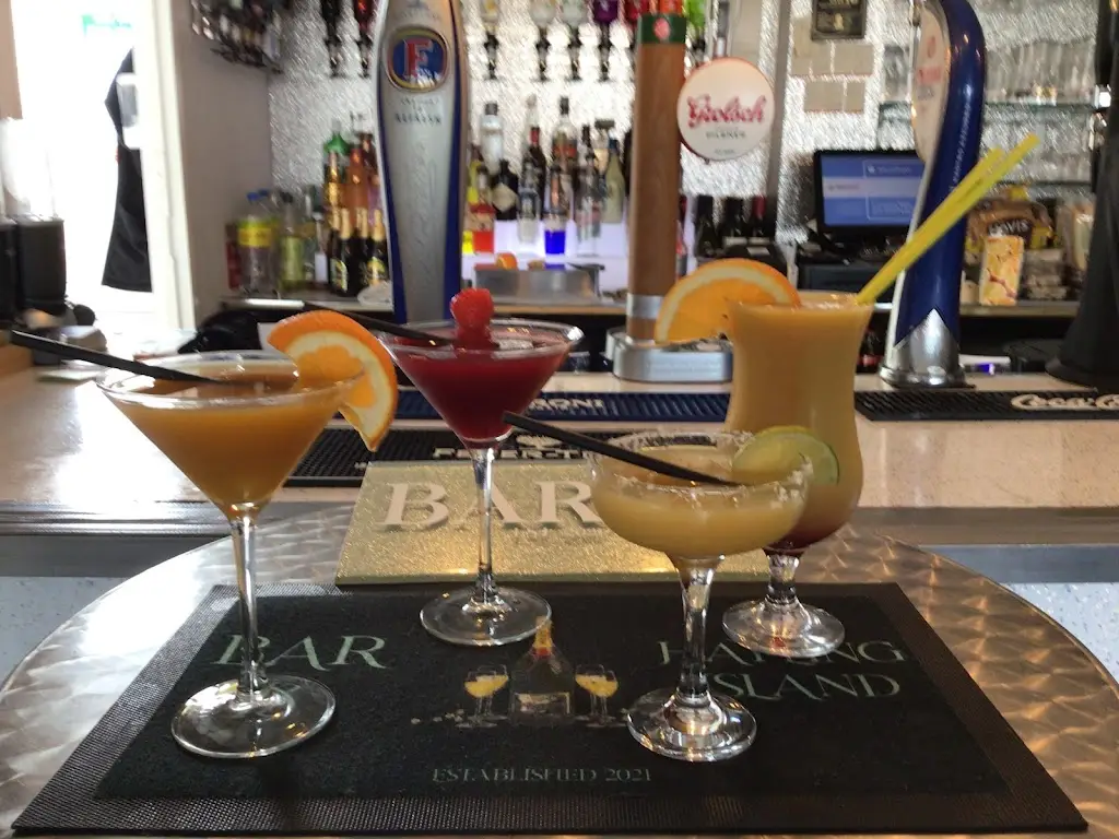 Menu_BAR 18 and The tipsy Teapot_South Hayling_image_6