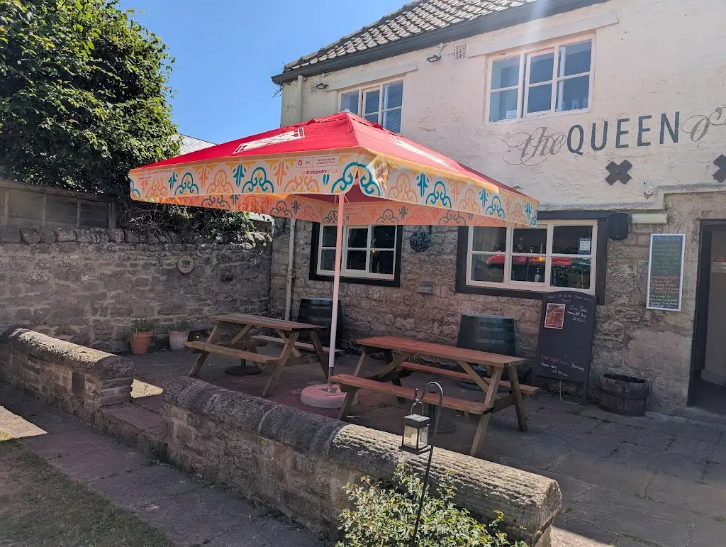 Queen O T'Owd Thatch restaurant in South Milford
