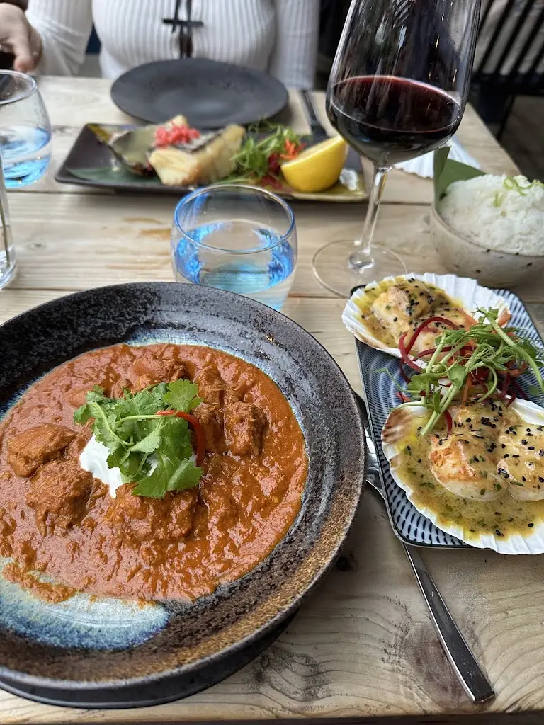 Grace Chappell_Waterside Kitchen & Bar_South Cerney_review