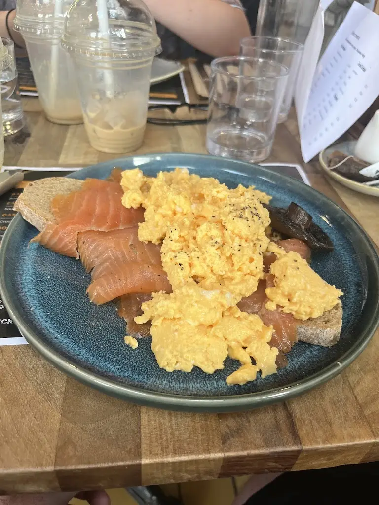 Gary Read_The Lodge at Lake 12_South Cerney_review