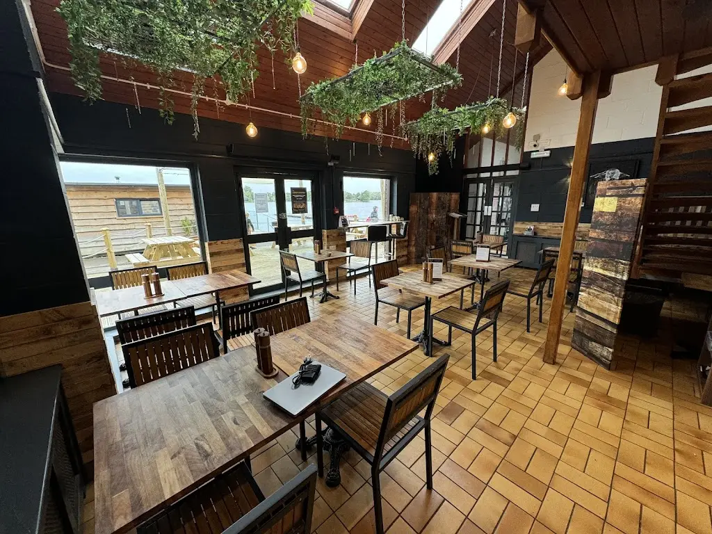 The Lodge at Lake 12 restaurant in South Cerney