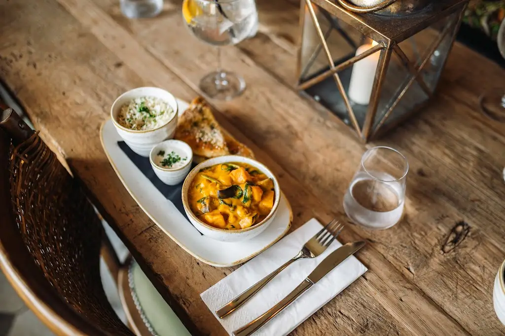 Eliot Arms_South Cerney_slider_image_2