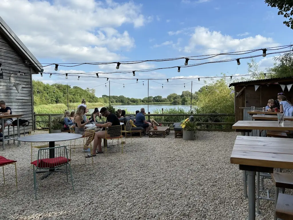 Luke White_Hideout_South Cerney_review