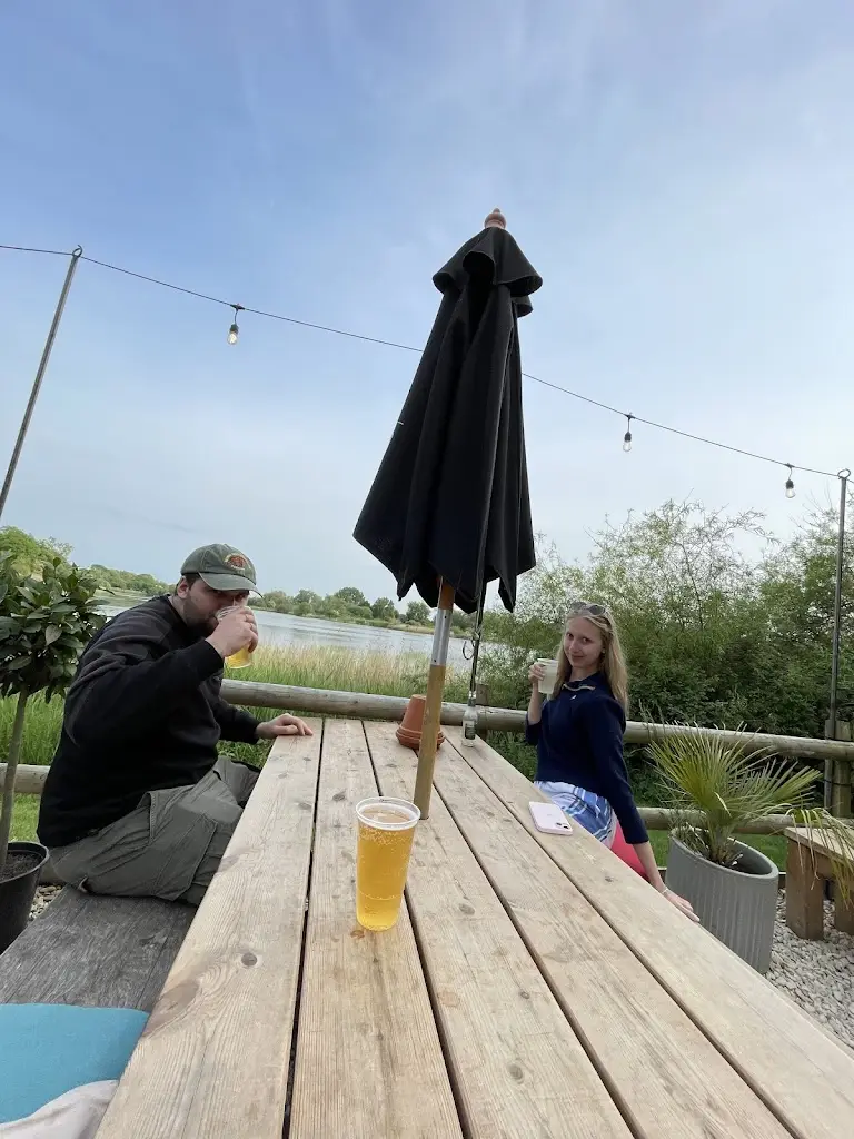 Amber Anderson_Hideout_South Cerney_review