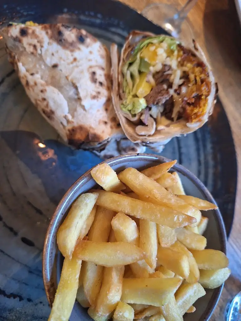 Kat M_The Crown @ Cerney Wick_South Cerney_review