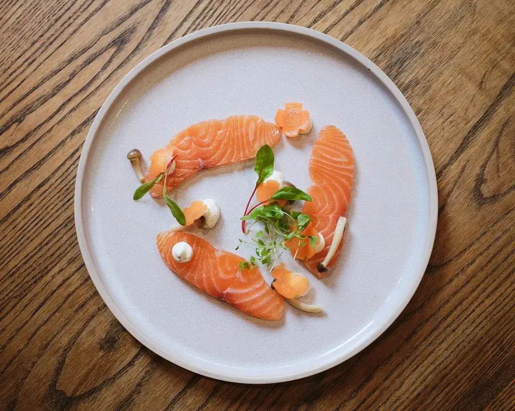 Ronnie's of Thornbury_South Gloucestershire_slider_image_2