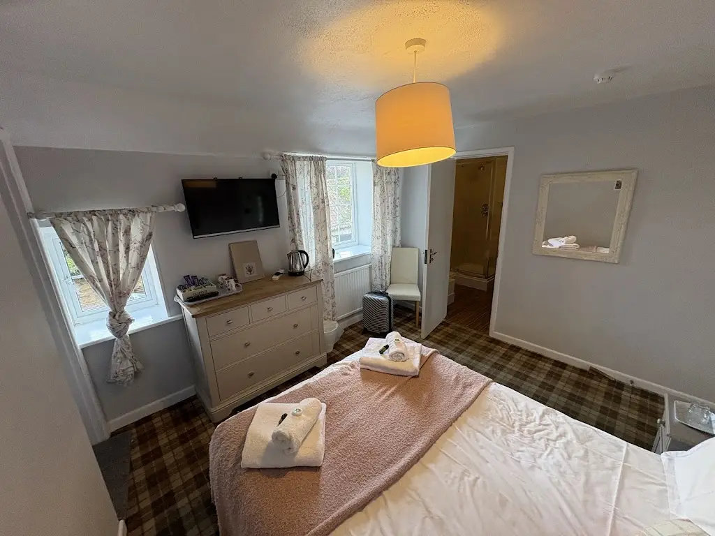 The Kings Arms Inn_South Petherton_slider_image_1