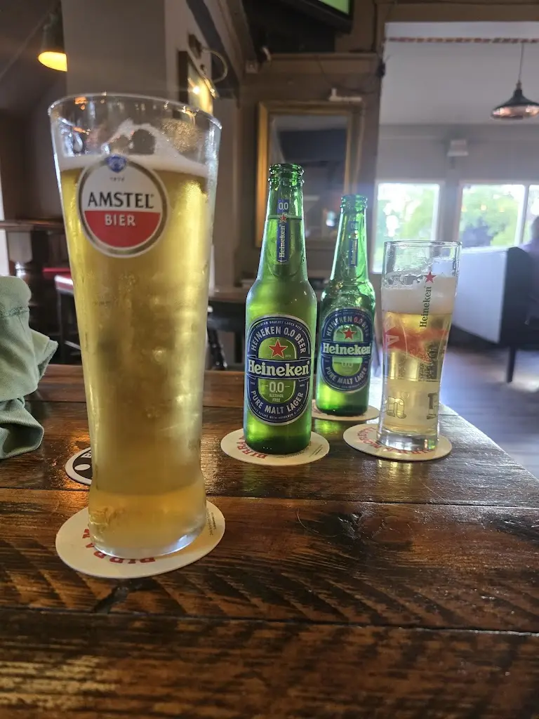 Samuel Evans_The Station Pub_South Nutfield_review