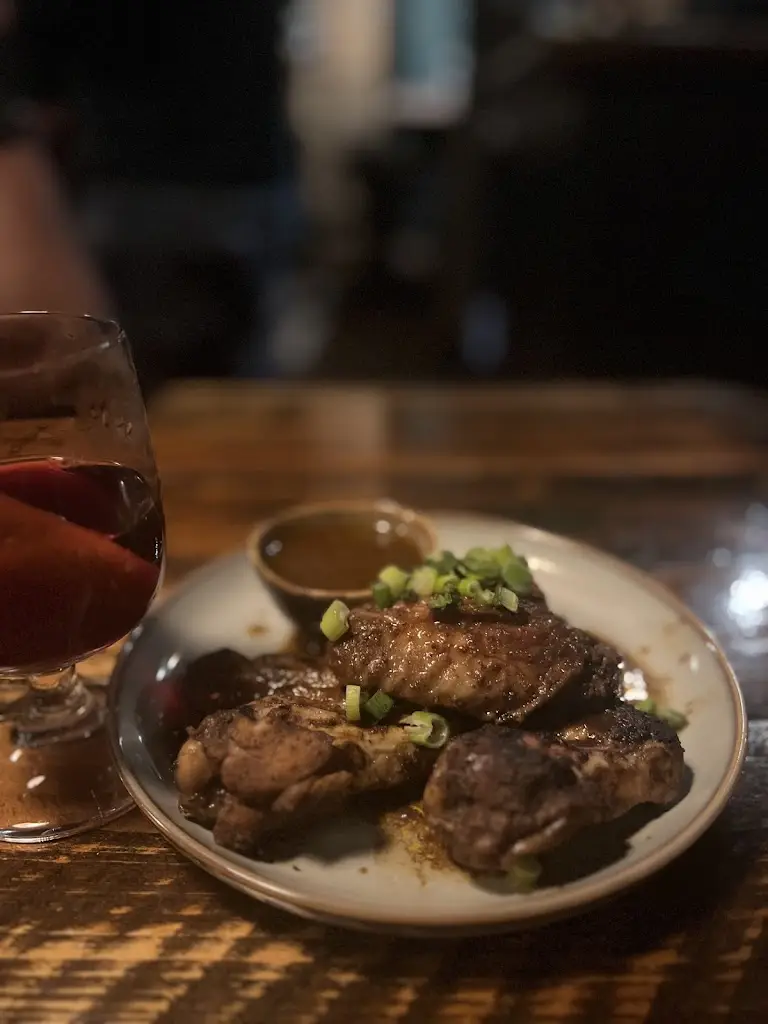 Lino Sam Thomas_The Station Pub_South Nutfield_review