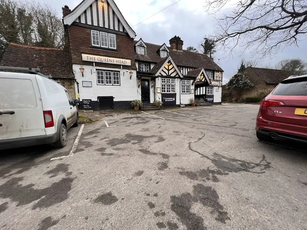 Lino Sam Thomas_The Queen's Head, Nutfield_South Nutfield_recensione